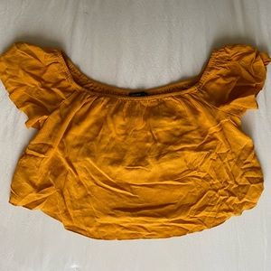 FOREVER 21 OFF-THE-SHOULDER CROP TOP